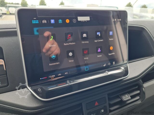 Komercijalno vozilo sa visokim krovom VW Crafter 35 Kasten TDI MR L3H3 PDC KLIMA TEMPOMAT