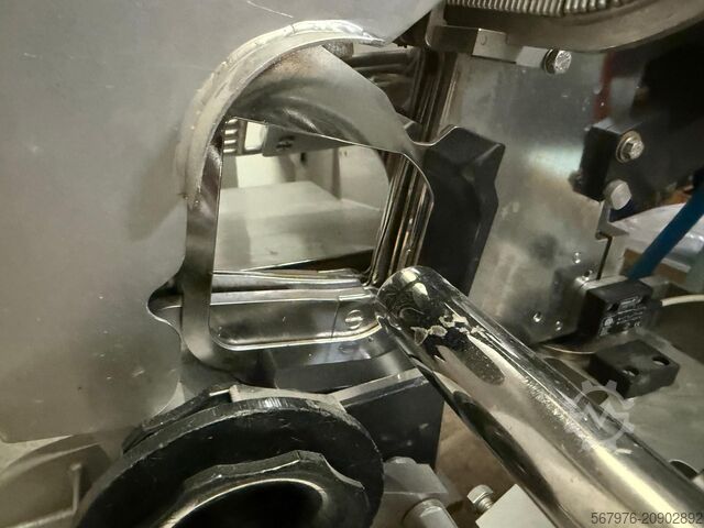 Máquina procesadora de carne Tipper Tie Technopack KDCM-A 90 Automatic Double Clipper