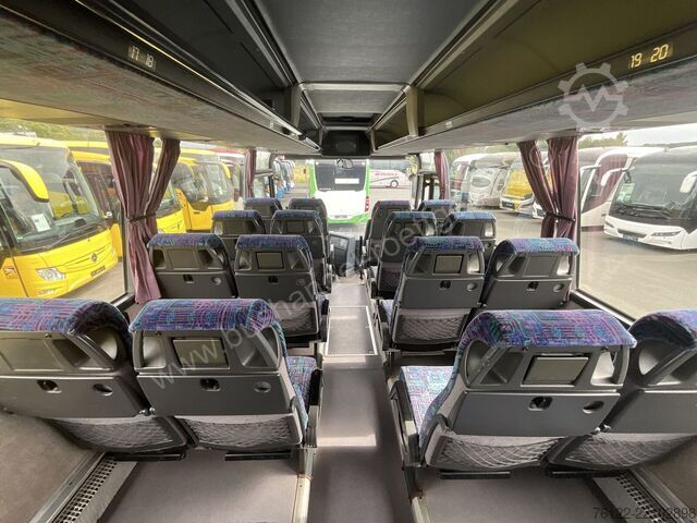 Autobus granturismo Neoplan Jetliner N 216 H