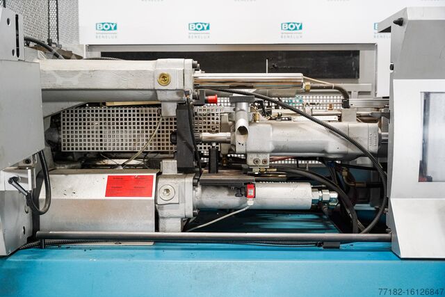 Mașină de turnare prin injecție BOY 55M