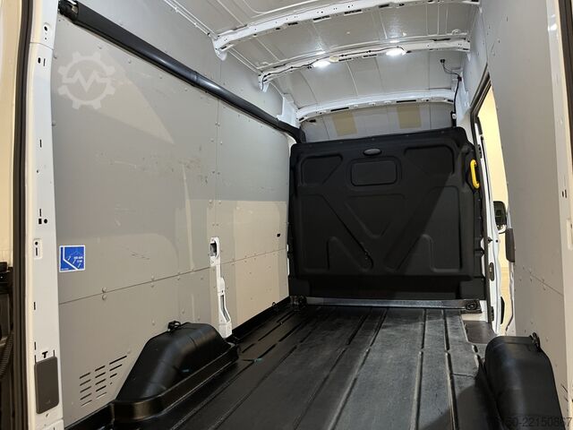 Panelová dodávka Ford Transit 350 2.0 TDCI L2H3 Trend RWD / Trekhaak ...