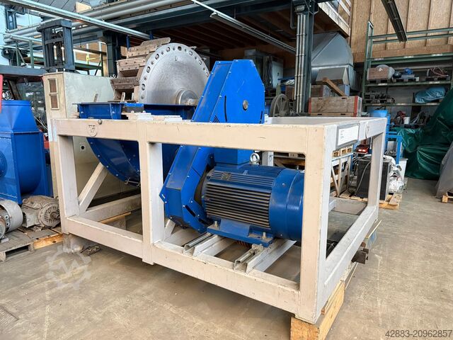 Mulino di disgregazione 'Reifenwolf' RW Recycling World Reifenwolf