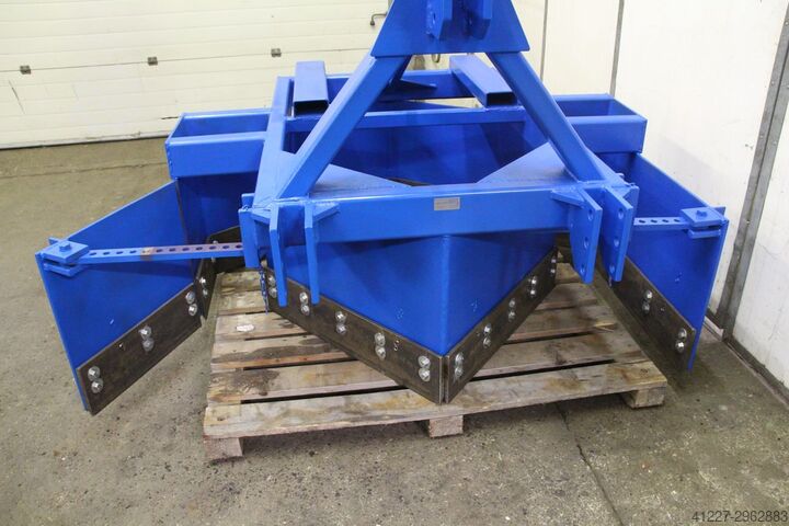 Planeringsskær Eberlei mit Hardox Verschleißschiene