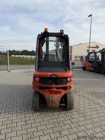 Dieselové vysokozdvižné vozíky Linde H25D-01/1202