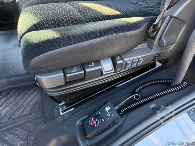 Boxvogn MERCEDES-BENZ ATEGO 821 L Koffer 7 m LBW 1 T*Klima+EURO 6 D