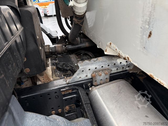 Skraldevogn MAN 26.320 6x2 Presswagen Faun 524