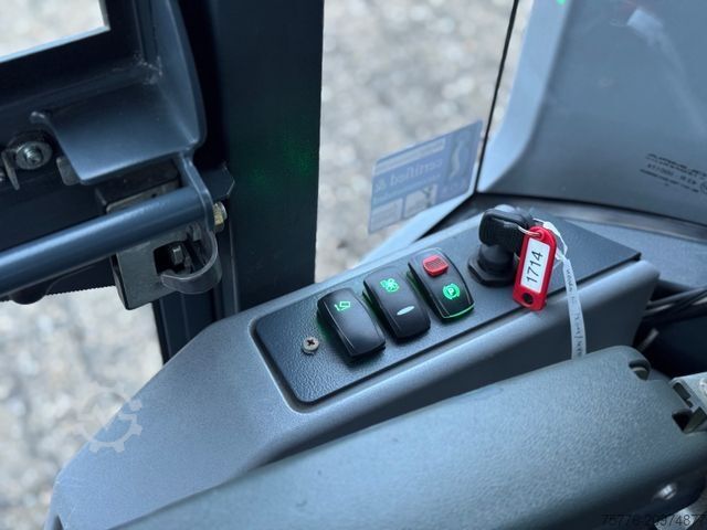 Vákuumtartályos teherautó HAKO CityMaster 1600 Unkraut Heißwasser Dampf  REINEX