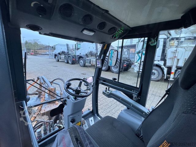 Vákuumtartályos teherautó HAKO CityMaster 1600 Unkraut Heißwasser Dampf  REINEX