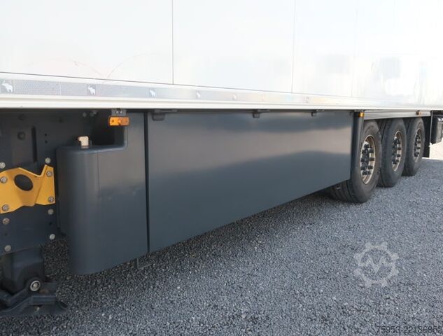 Køletrailer Schmitz Cargobull SKO 24 Rohrbahn Liftachse Carrier Vector HE19