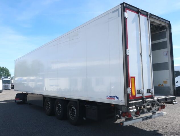 Køletrailer Schmitz Cargobull SKO 24 Rohrbahn Liftachse Carrier Vector HE19
