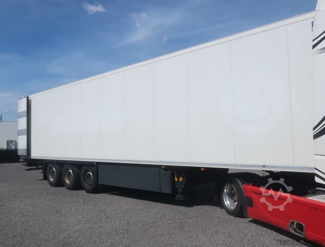 Køletrailer Schmitz Cargobull SKO 24 Rohrbahn Liftachse Carrier Vector HE19