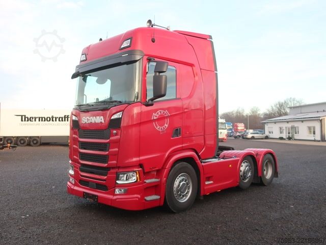 Standard trækkerunit Scania S 500 Super 6x2/4 mit verstellbarer Sattelkupplung