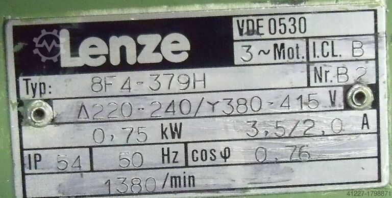 Variable speed geared motor 0.75 kW 39-213 rpm LENZE 8F4-379H
