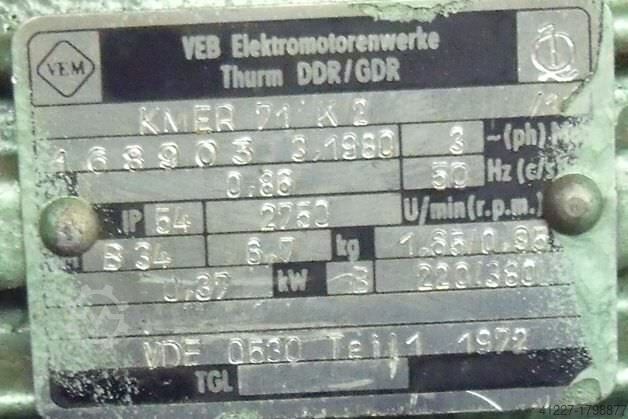 Motore elettrico 0,37 kW 2750 giri/min VEB KMER71K2