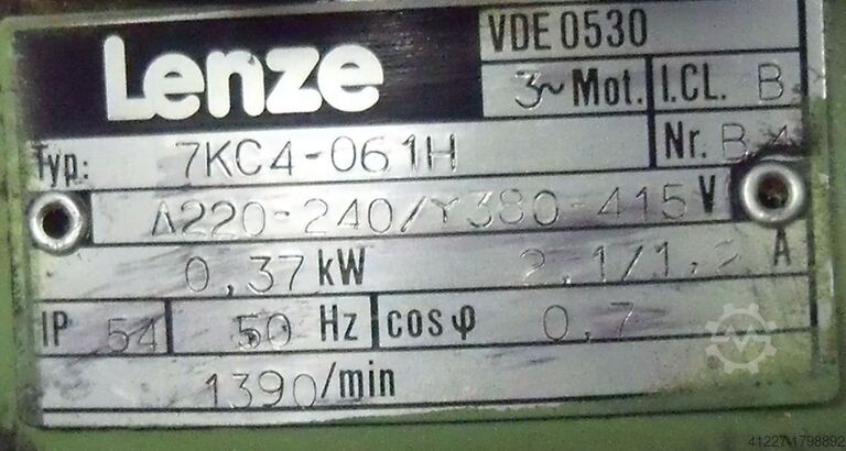 Elektrisk motor 0,37 kW 1390 varv/min Lenze 7KC4-061H