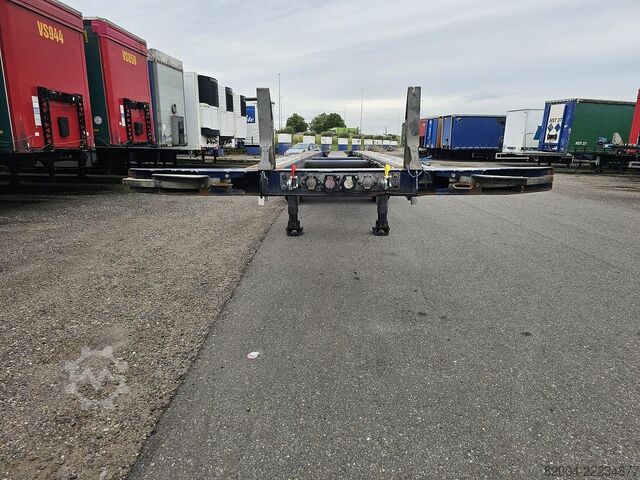 Transport av containrar D-TEC VCC-01 / 45 FOOT CONTAINER CHASSIS / VALKX AXLES.