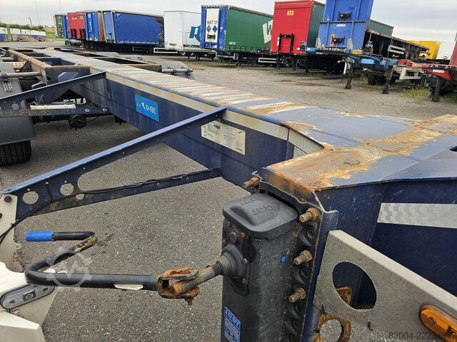 Transport av containrar D-TEC VCC-01 / 45 FOOT CONTAINER CHASSIS / VALKX AXLES.