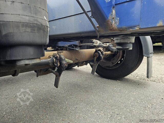 Transportul de containere D-TEC VCC-01 / 45 FOOT CONTAINER CHASSIS / VALKX AXLES.