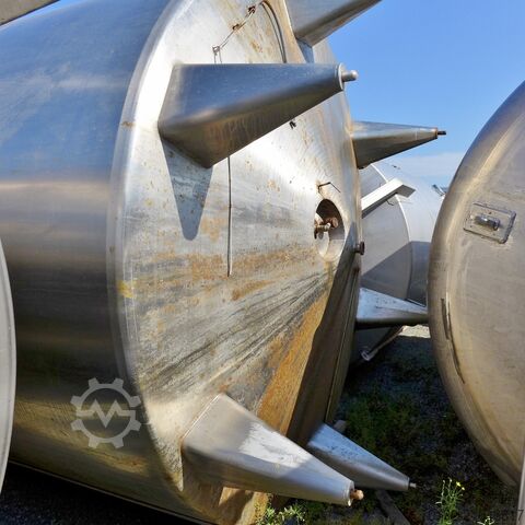 Cuve agitatrice isolée de 15 000 litres en acier inoxydable V2A avec agitateur à hélice  8612