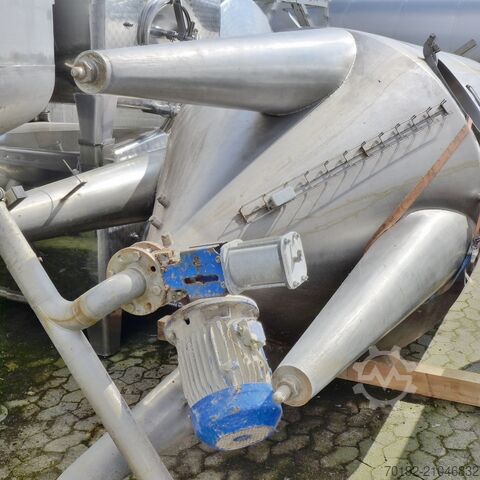 Cuve agitateur conique de 6 500 litres en inox V2A avec 2 agitateurs à hélice  8611