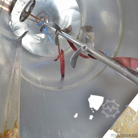 Cuve agitateur conique de 6 500 litres en inox V2A avec 2 agitateurs à hélice  8611