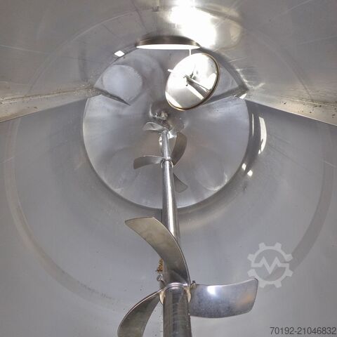 Cuve agitateur conique de 6 500 litres en inox V2A avec 2 agitateurs à hélice  8611