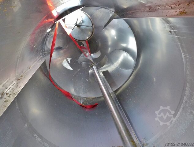 Cuve agitateur conique de 6 500 litres en inox V2A avec 2 agitateurs à hélice  8611
