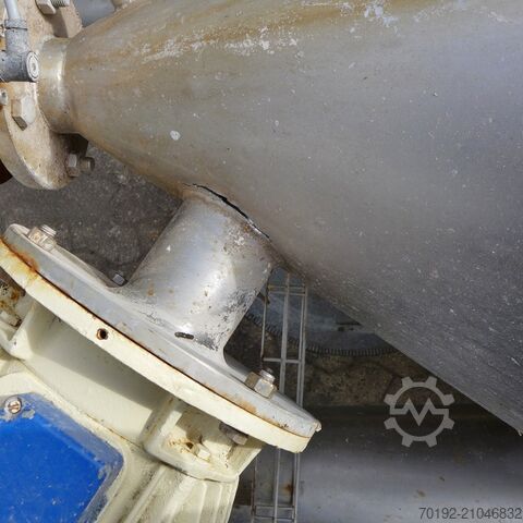 Cuve agitateur conique de 6 500 litres en inox V2A avec 2 agitateurs à hélice  8611