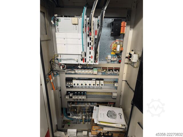 Centro de mecanización vertical Hermle U 630 T
