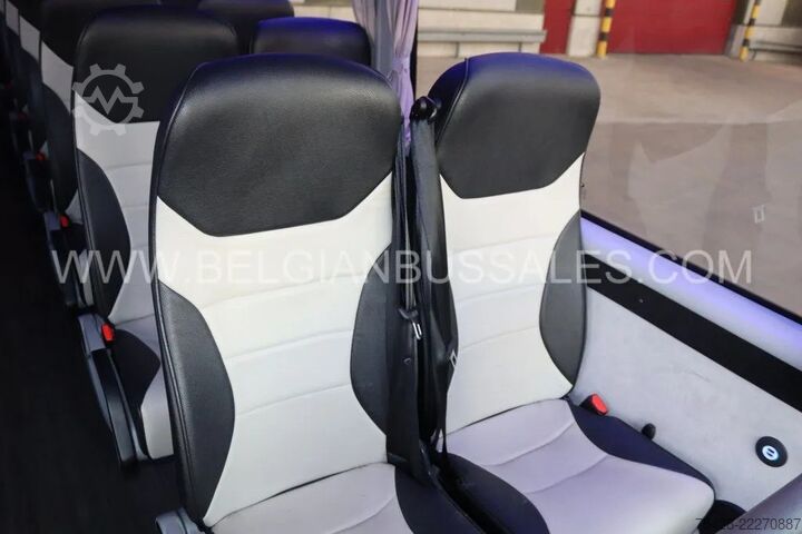 Minibús Iveco Erener / Wing / Daily / 9.0m / Airco / USB