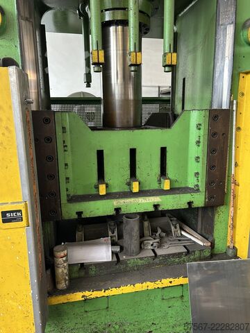 Hydraulische Presse SMG VZP 150-1000/850
