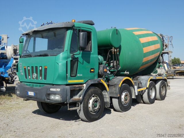 Betonmischer LKW Astra HD8 8444