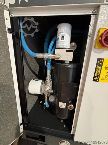 Schroefcompressor IES Compressor & Dryer & Filters SCE 7,5-10 270 D+EB