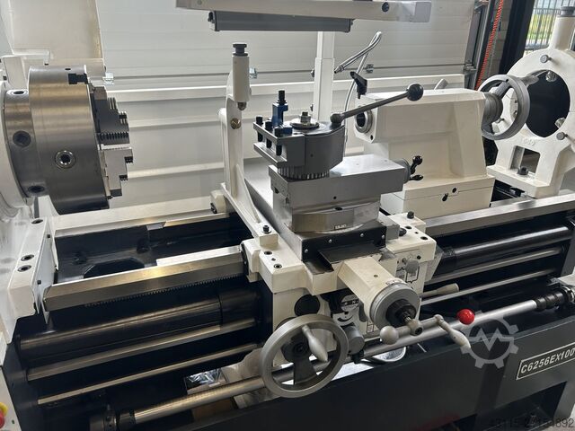 Tokarka centralna ToRen C 6256E x 1000