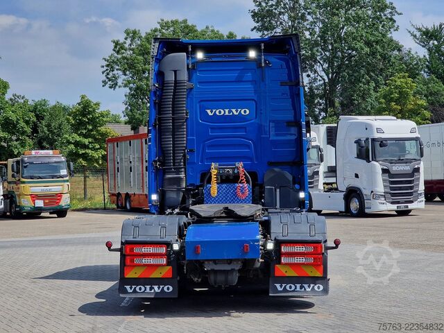  Volvo FH 13.500 6x2 - leather - full air - sliding fi...