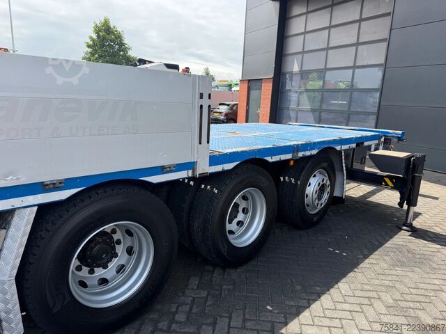 Camion-grue MAN TGX 35.540 8x4 -4 BL Palfinger PK 42002-SH G
