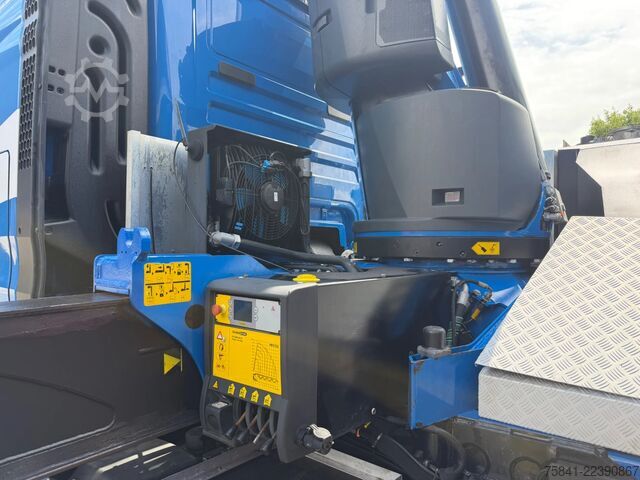 Camion-grue MAN TGX 35.540 8x4 -4 BL Palfinger PK 42002-SH G