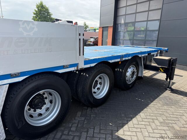Camion-grue MAN TGX 35.540 8x4 -4 BL Palfinger PK 42002-SH G