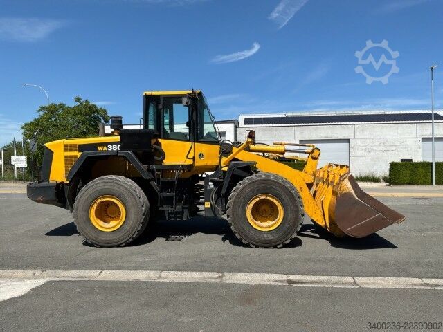 Φορτωτής Komatsu WA380-6