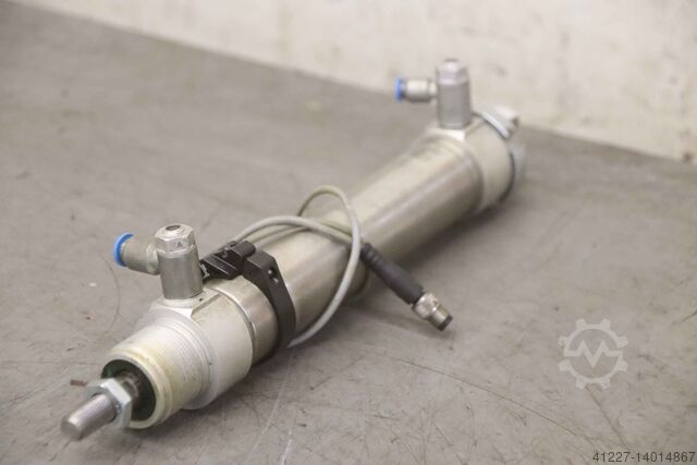 Pneumatische cilinder met benaderingsschakelaar Festo DSNU-32-125-PPS-A