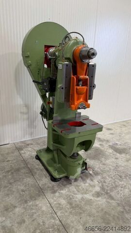 Pressa eccentrica Rijva 504 ( 3920 )