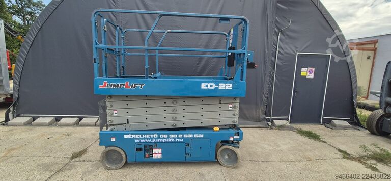 Piattaforma a pantografo Genie GS 3246