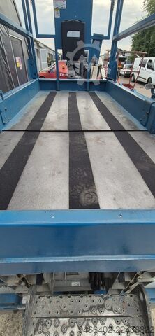 Piattaforma a pantografo Genie GS 3246