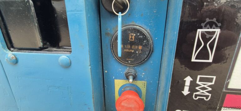 Piattaforma a pantografo Genie GS 3246