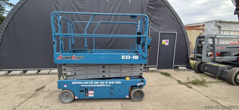 Piattaforma a pantografo Genie GS 2646