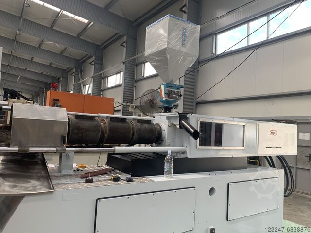 Fröccsöntő gép MIR MIR