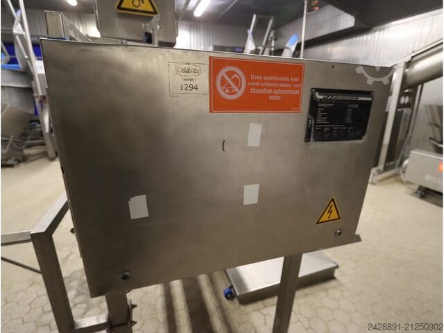 Filling and weighing line Nawi, Newtec Newtec 2012