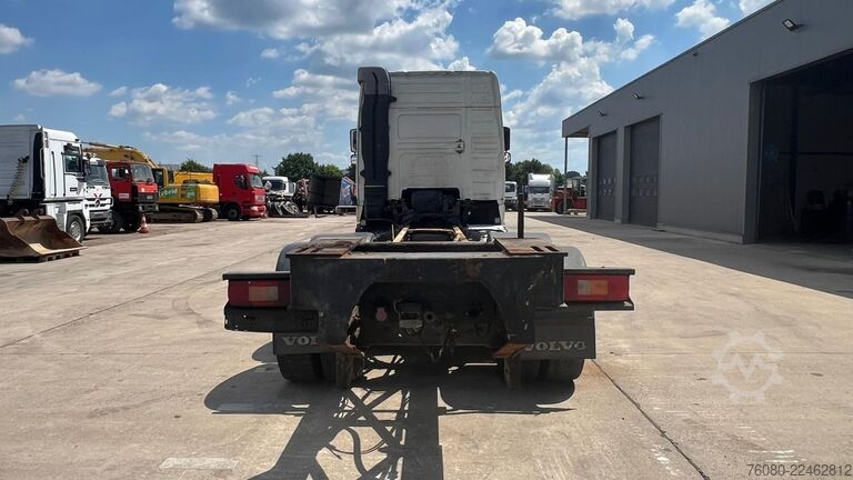 Πλαίσιο με καμπίνα Volvo FH 16 660 (BIG HUB / GRAND PONT / EJE GRANDE / ...