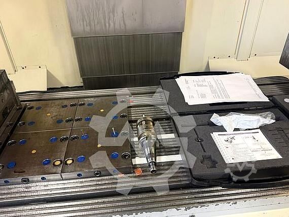 Függőleges megmunkáló központ KUNZMANN BA 1350