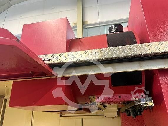 Függőleges megmunkáló központ KUNZMANN BA 1350